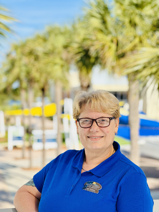 Image of Terri Thomas